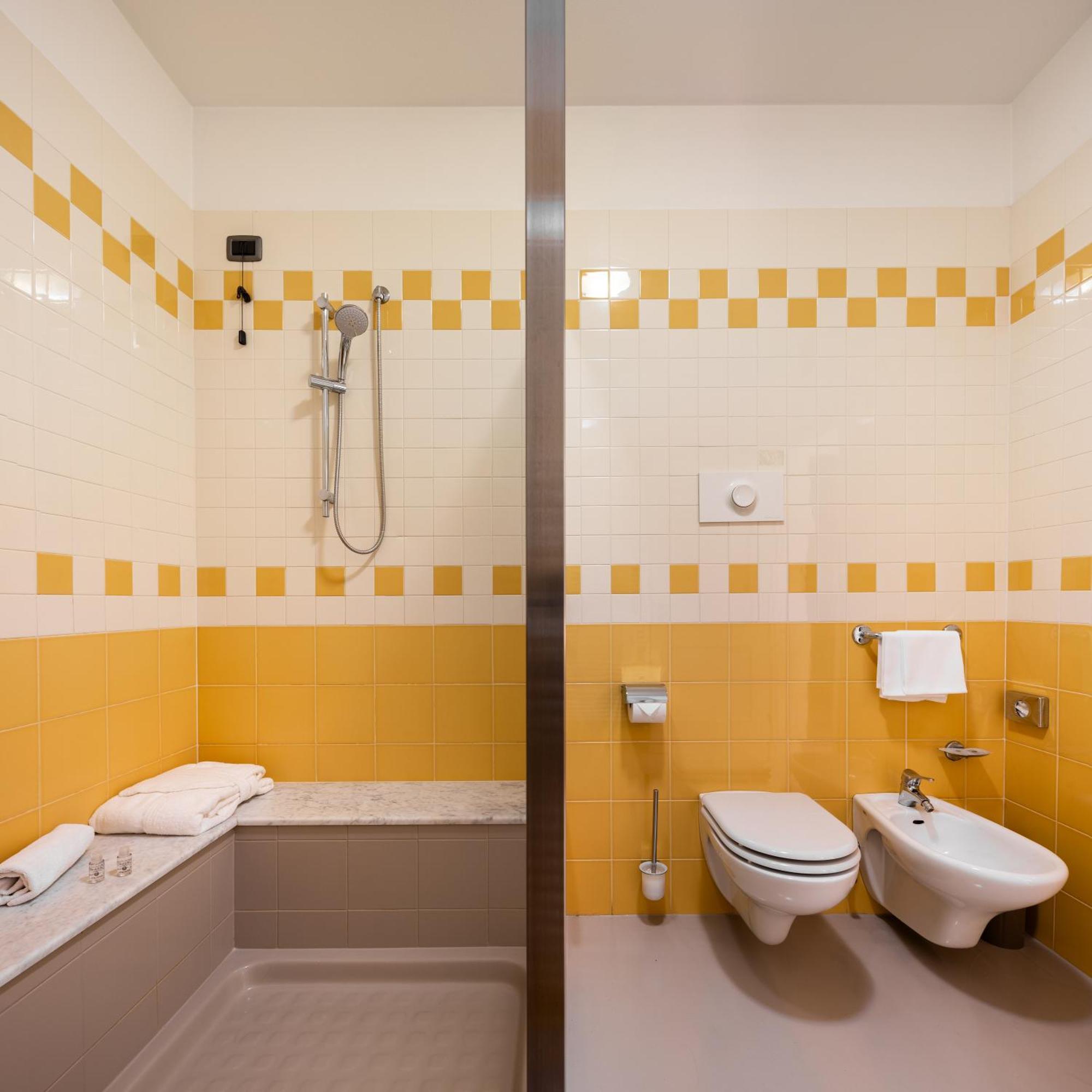 Hotel Motel Sporting Montodine Eksteriør billede