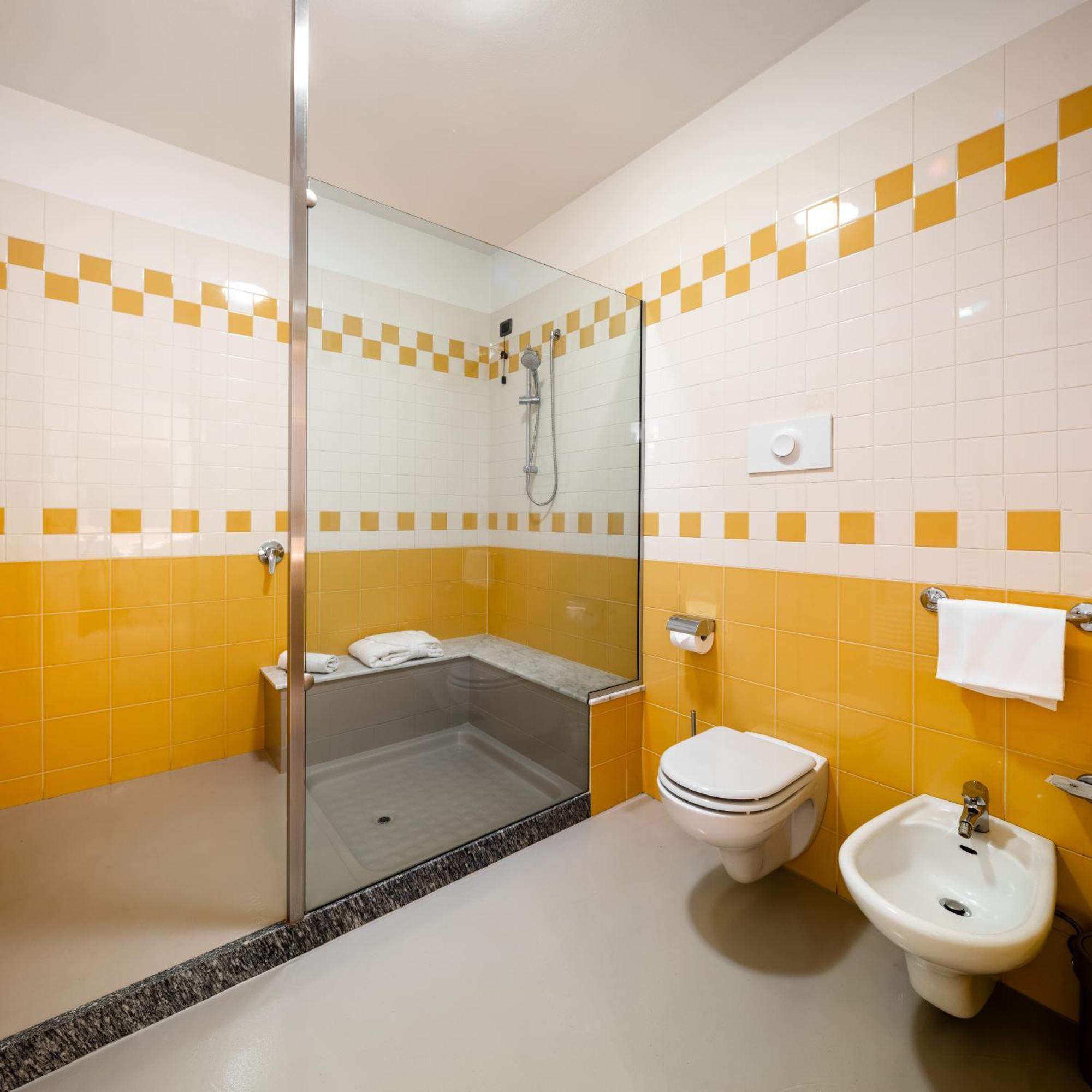 Hotel Motel Sporting Montodine Eksteriør billede