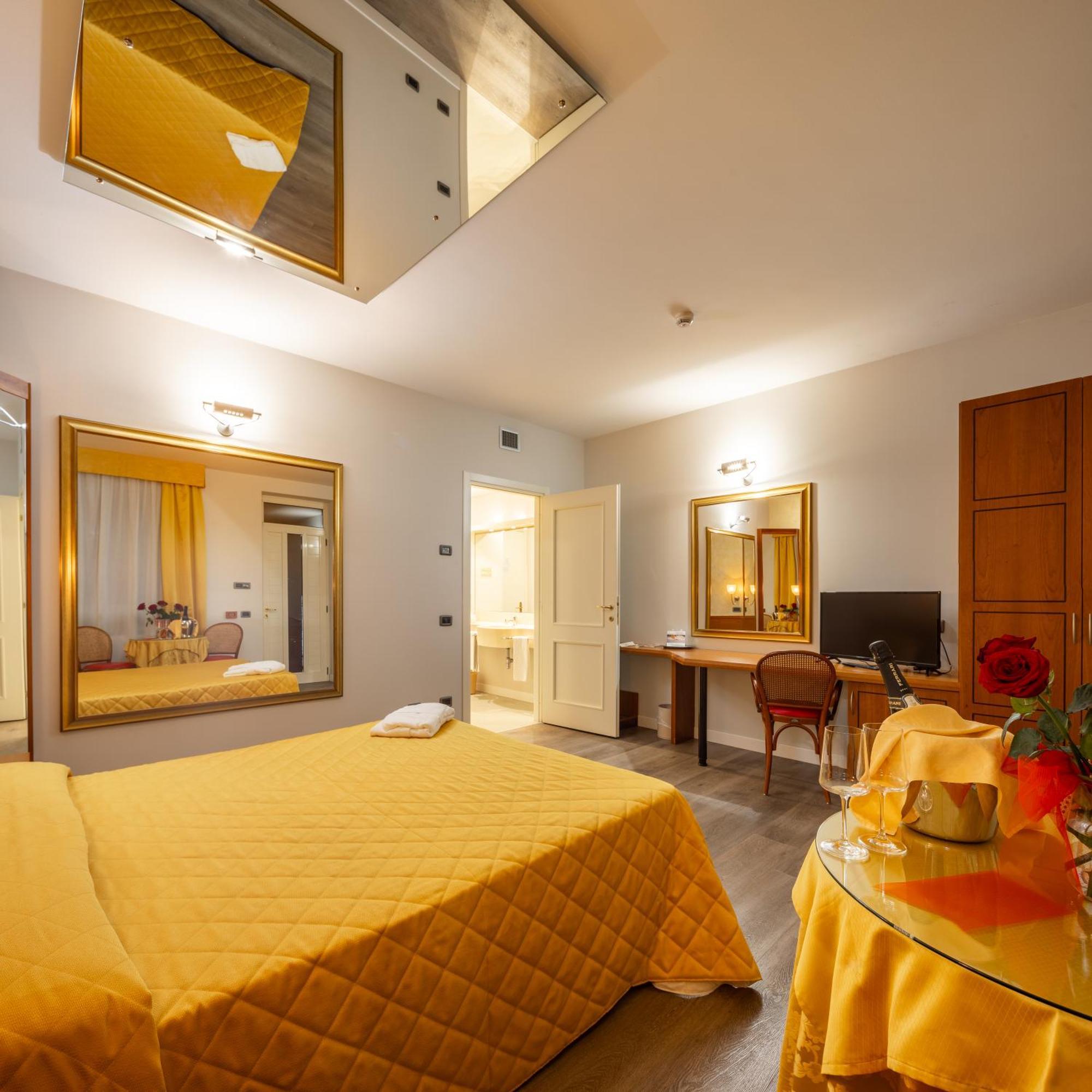 Hotel Motel Sporting Montodine Eksteriør billede